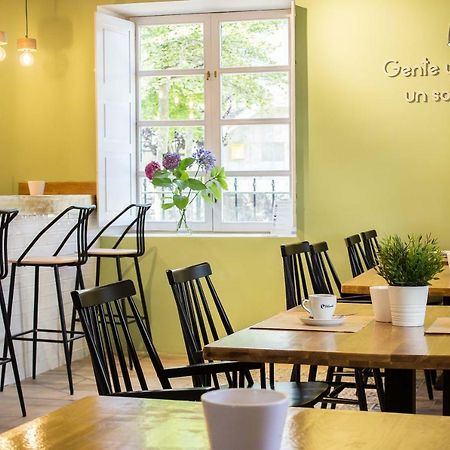 Hostal Lierganes Fluviarium Rooms Zewnętrze zdjęcie