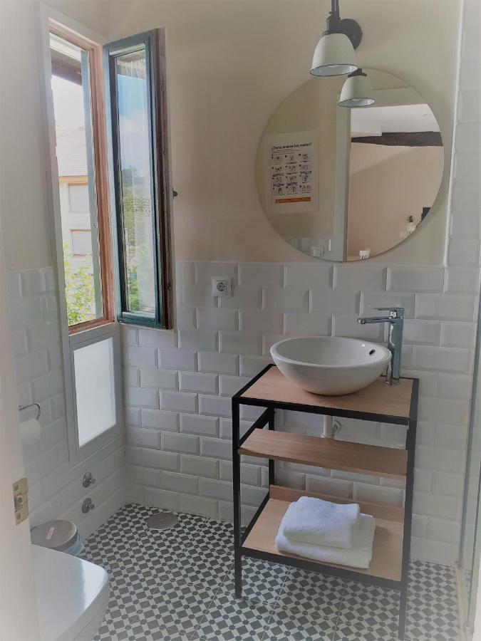 Hostal Lierganes Fluviarium Rooms Zewnętrze zdjęcie