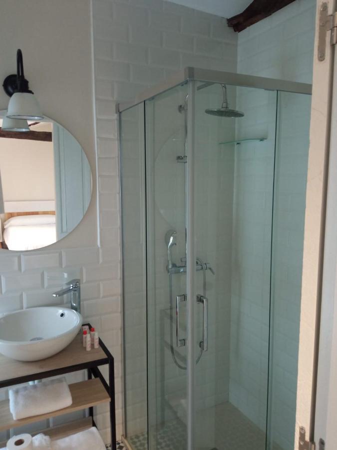 Hostal Lierganes Fluviarium Rooms Zewnętrze zdjęcie