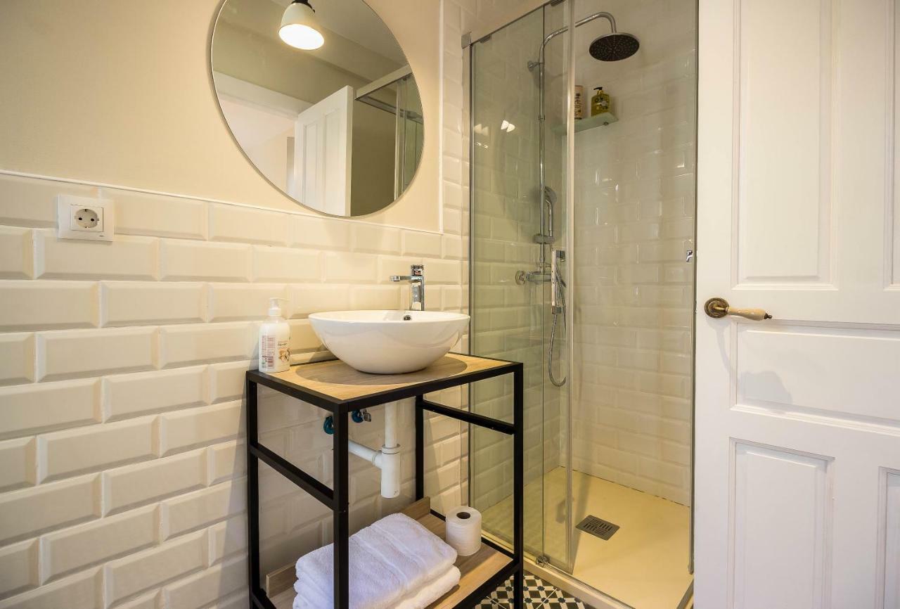 Hostal Lierganes Fluviarium Rooms Zewnętrze zdjęcie