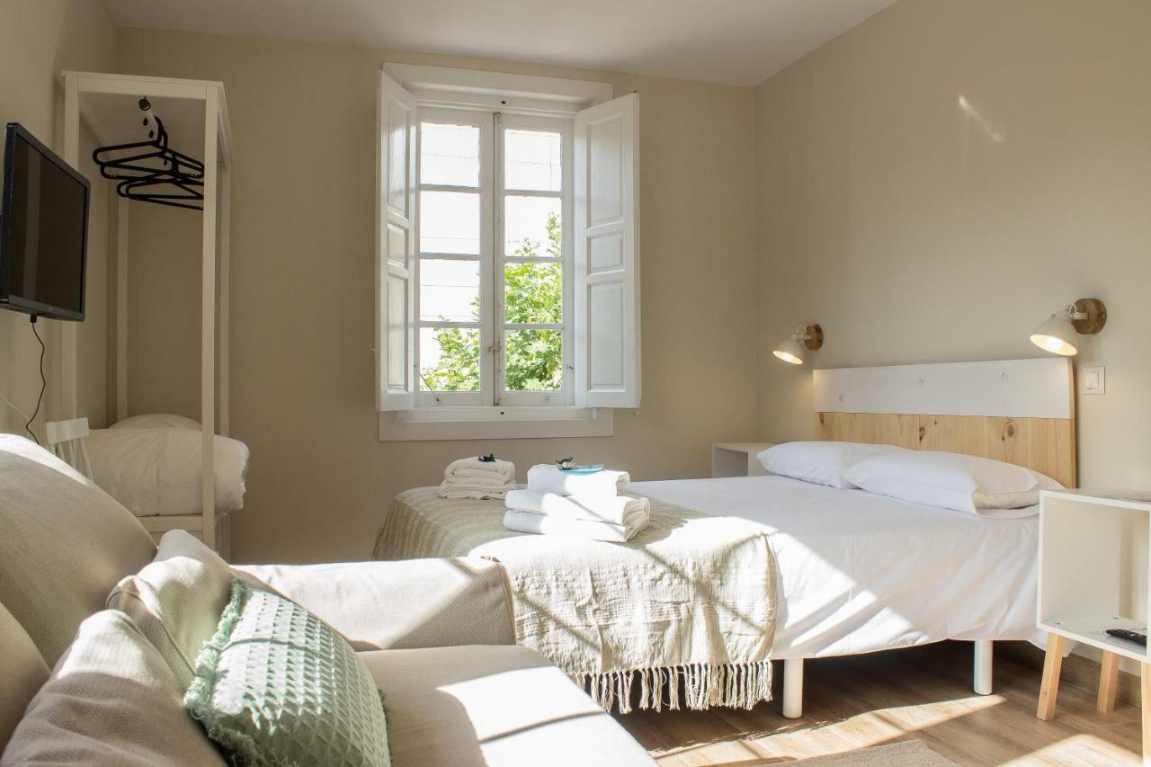 Hostal Lierganes Fluviarium Rooms Zewnętrze zdjęcie